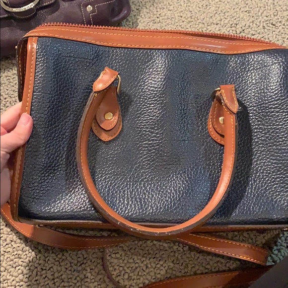 Dooney & Bourke - All Weather Leather - Picture 5 of 5